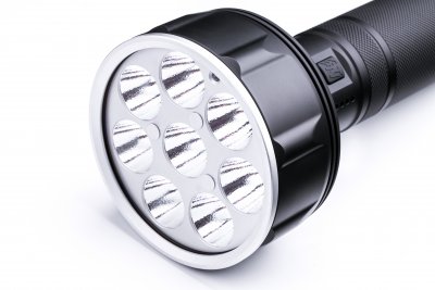 Nextorch Saint Torch 31 sökarlampa, 20000 lm