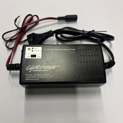 Lightforce Laddare för Enforcer Batteri 12v Ni.Mh 4,5 A/H *