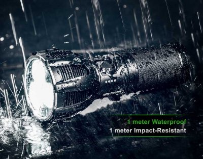 Nextorch Saint Torch 30 sökarlampa, 8000 lm *